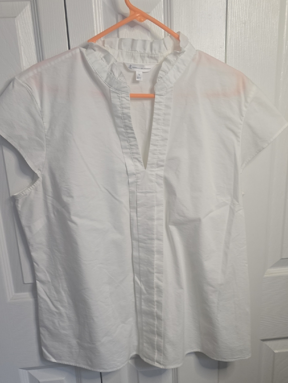 Brooks Brothers White Ruffle Collar Short Sleeve Blouse